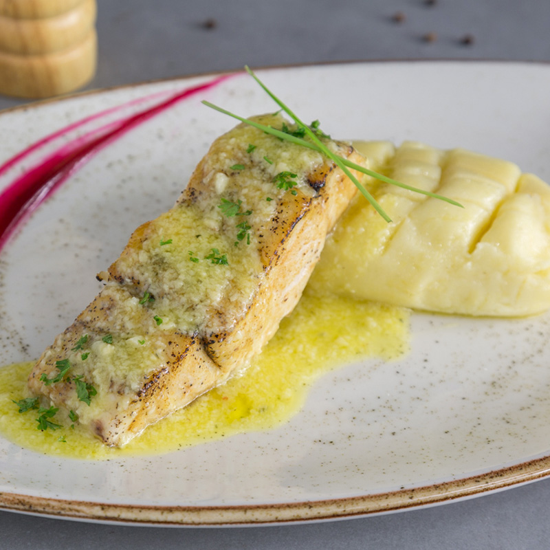 Corvina_al_Ajillo_toque_Limon_Aroma