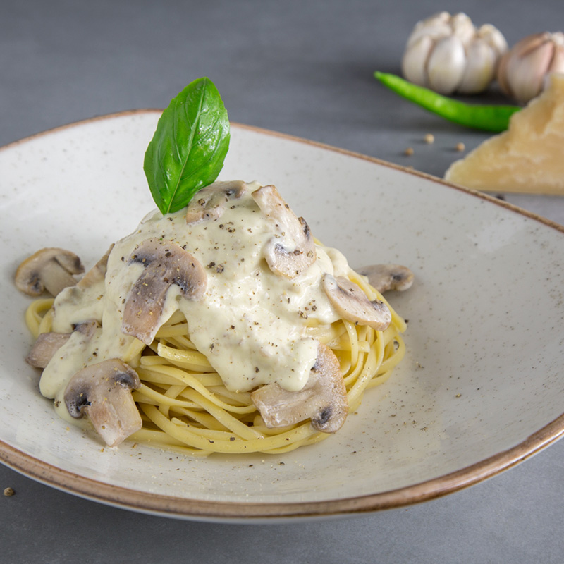 Linguini_salsa_Blanca_Hongos_Aroma